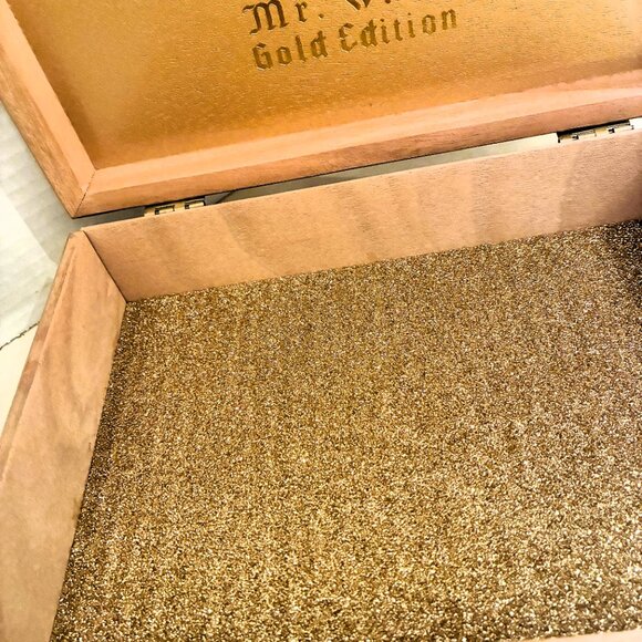 Suenos de Saundra Upcycled, Extremely Rare GOLD EDITION SINISTRO Cigar Box, - Picture 8 of 10